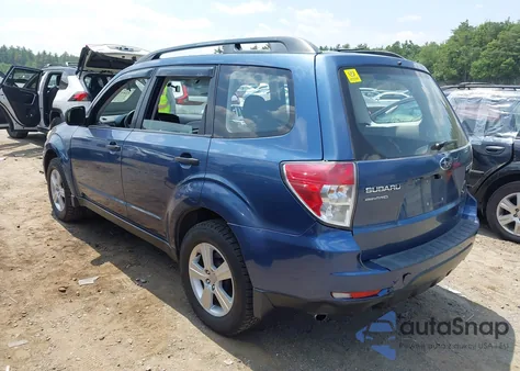 2011 Subaru Forester 2.5X из США, поврежденный, VIN JF2SHABCXBH770291